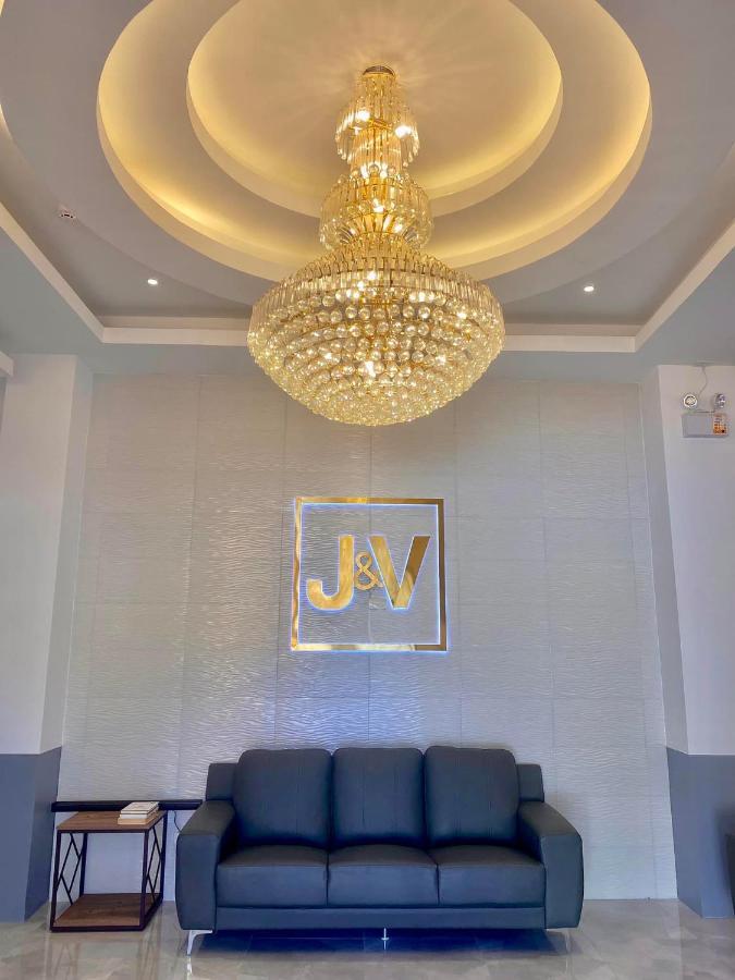 J&V Hotel And Resort Apaleng Екстериор снимка