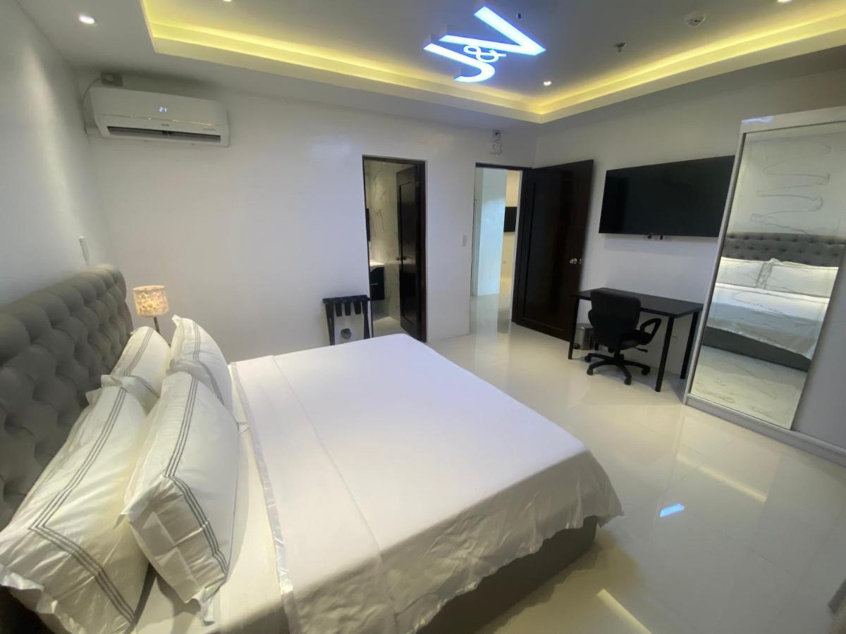 J&V Hotel And Resort Apaleng Екстериор снимка